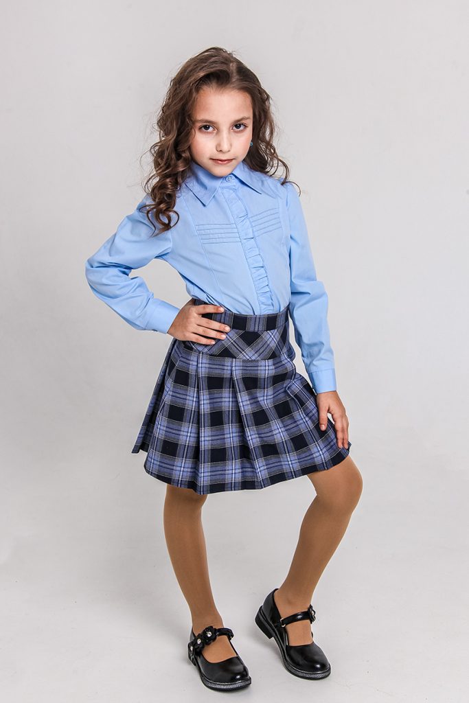 Школьная блузка Д 7004-01 голубая